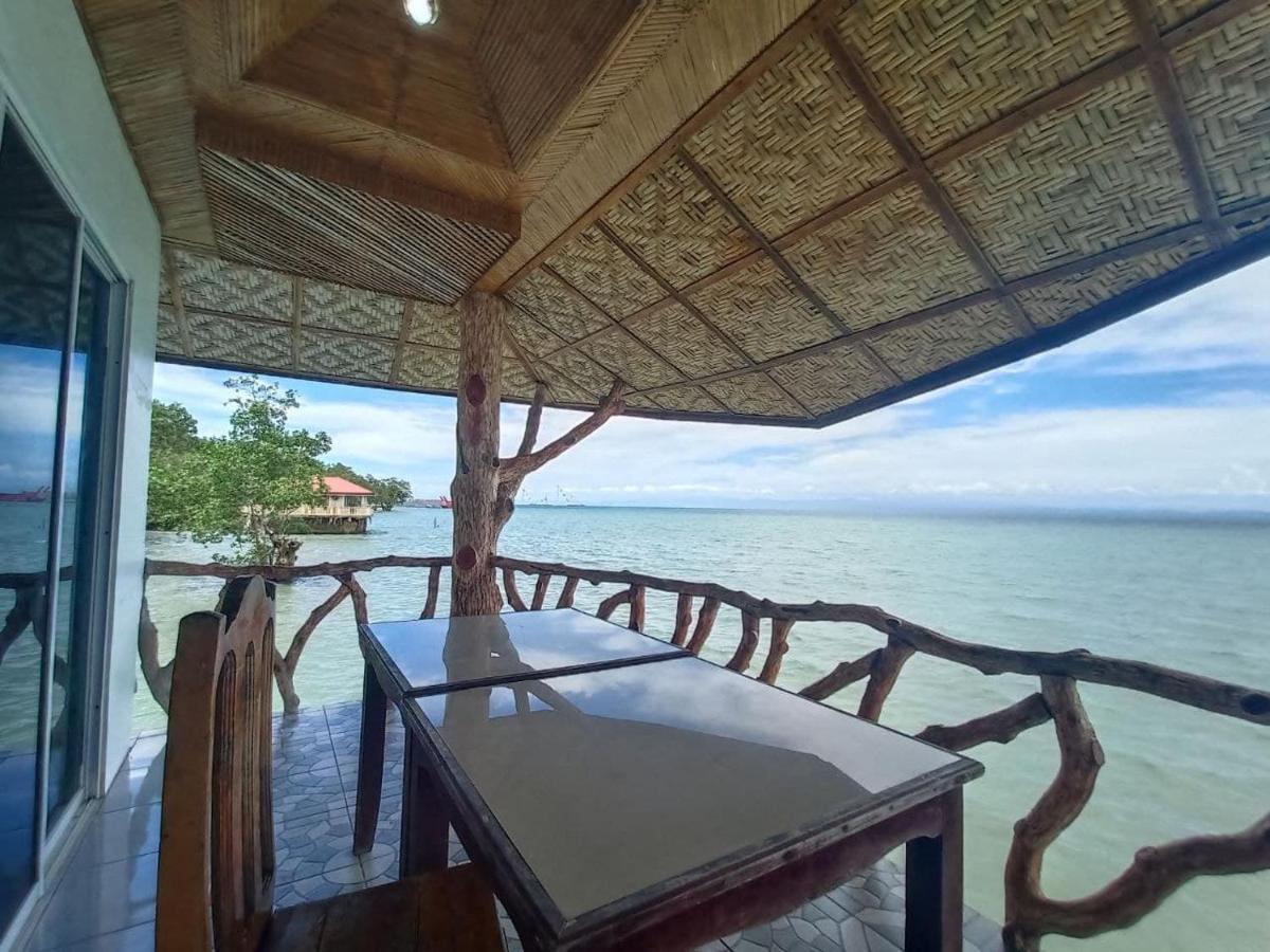 Reddoorz Plus @ Costa Roca Balamban Cebu Exterior photo